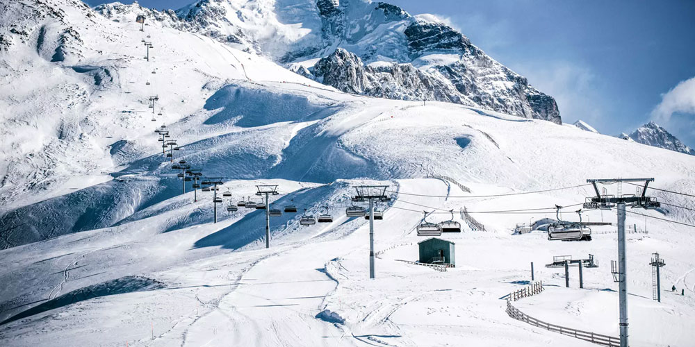 Mestia-Skiing-in-Mestia-Hatsvali-Tetnuldi